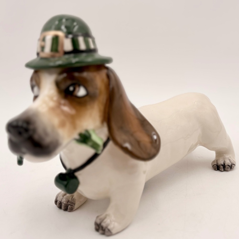 Blue Sky St Patricks Day Basset Hound Ceramic Leprechaun Shamrock Dog Decor‎